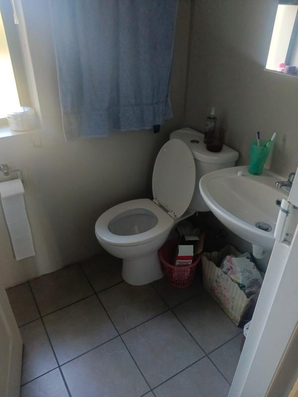 To Let 3 Bedroom Property for Rent in Tara Western Cape
